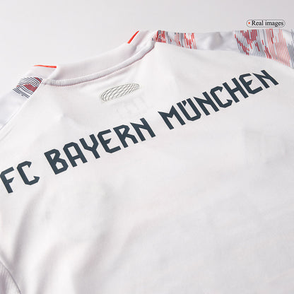 UPAMECANO #2 Munich Extérieur Maillot 2025/26 Blanc