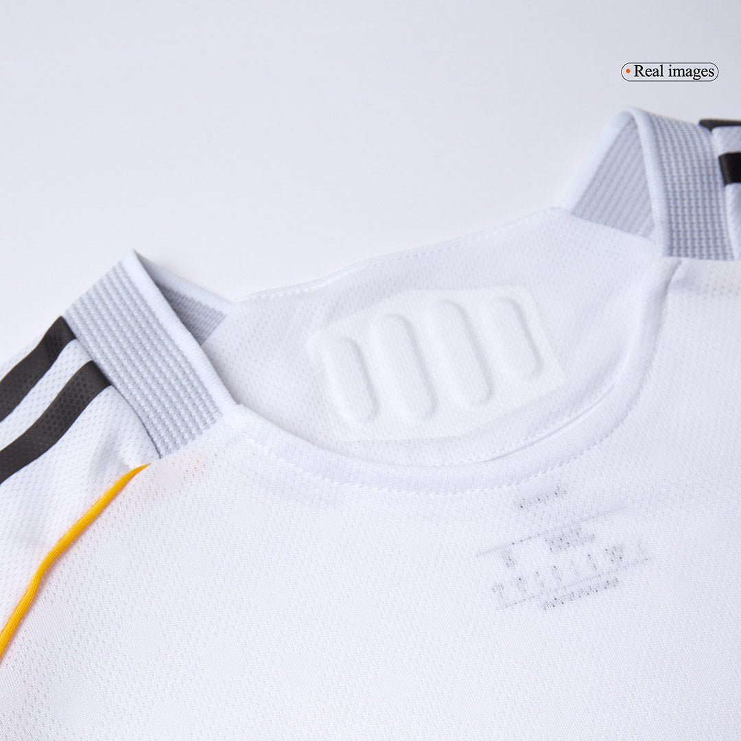 VALVERDE #8 Real Madrid Domicile Maillot 2025/26 Authentique