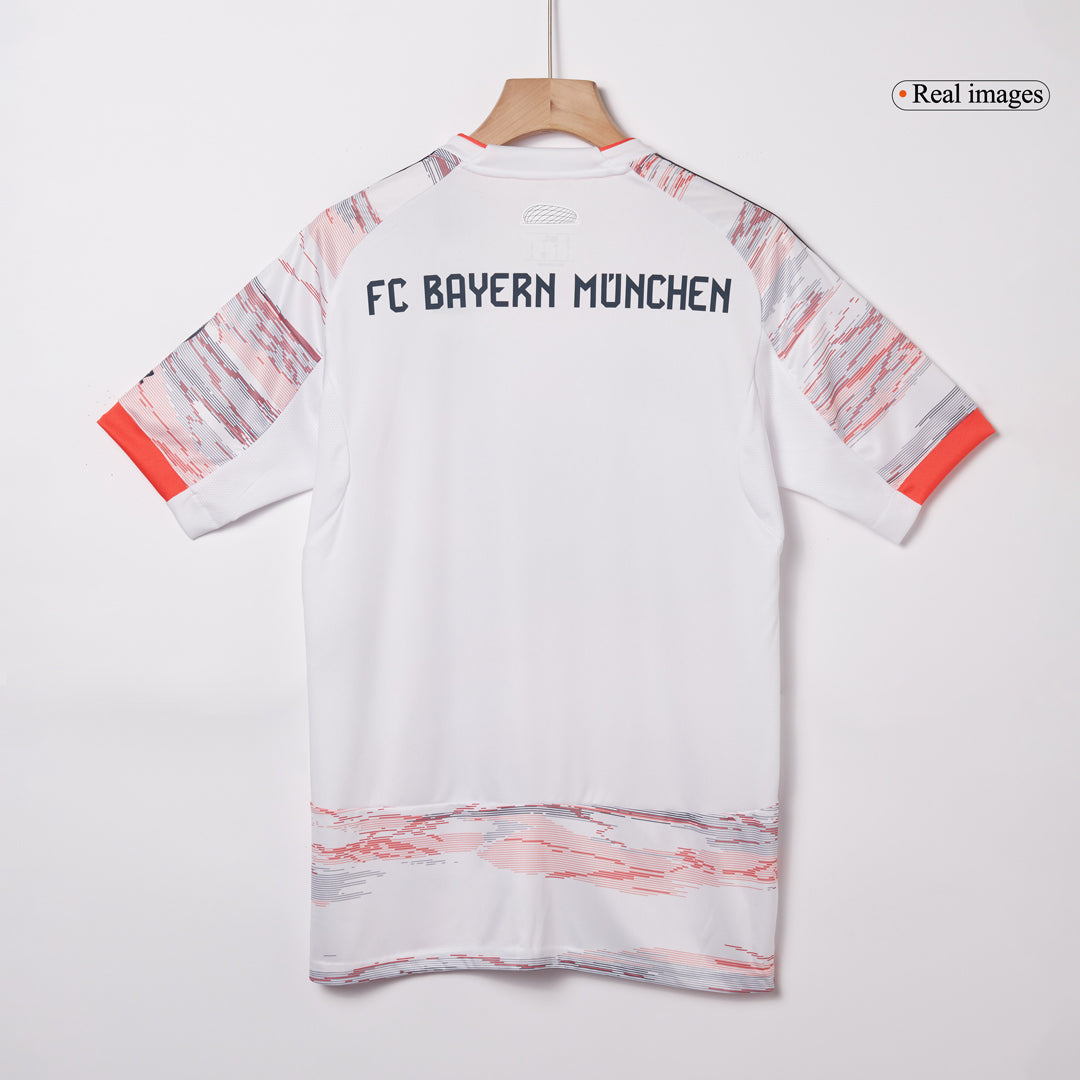 OLISE #17 Munich Extérieur Maillot 2025/26 Blanc