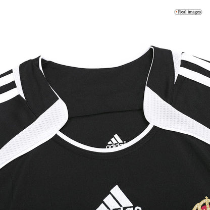 Retro Real Madrid Uitshirt 2006/07